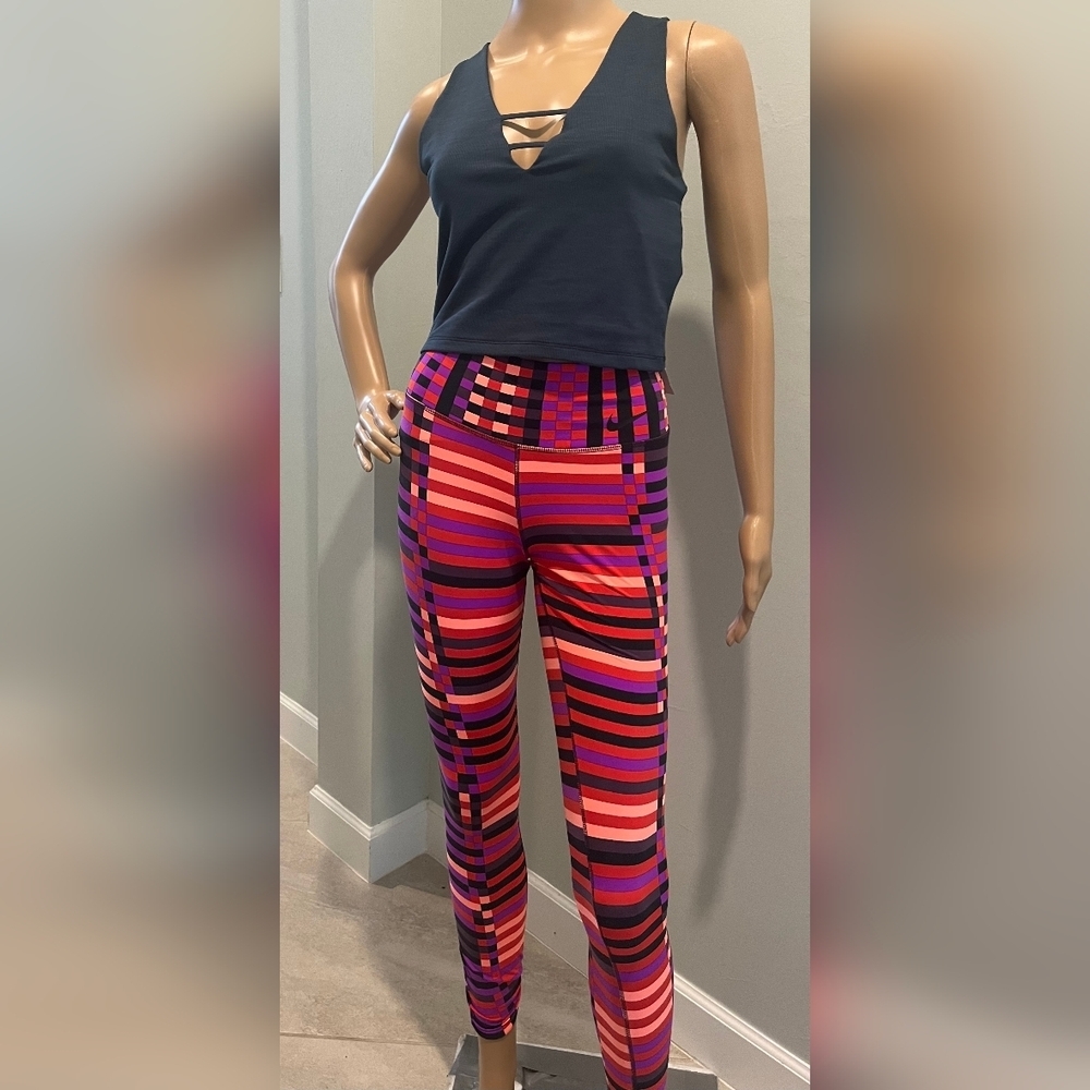 Nike Dry Fit Tight Training Pants in Mulit Colorblock Wicking Fabric. Si… - Picture 2 of 16